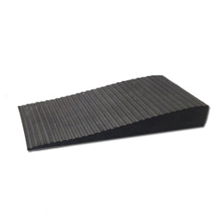 Soft Rubber Roadway Wedge Ramp